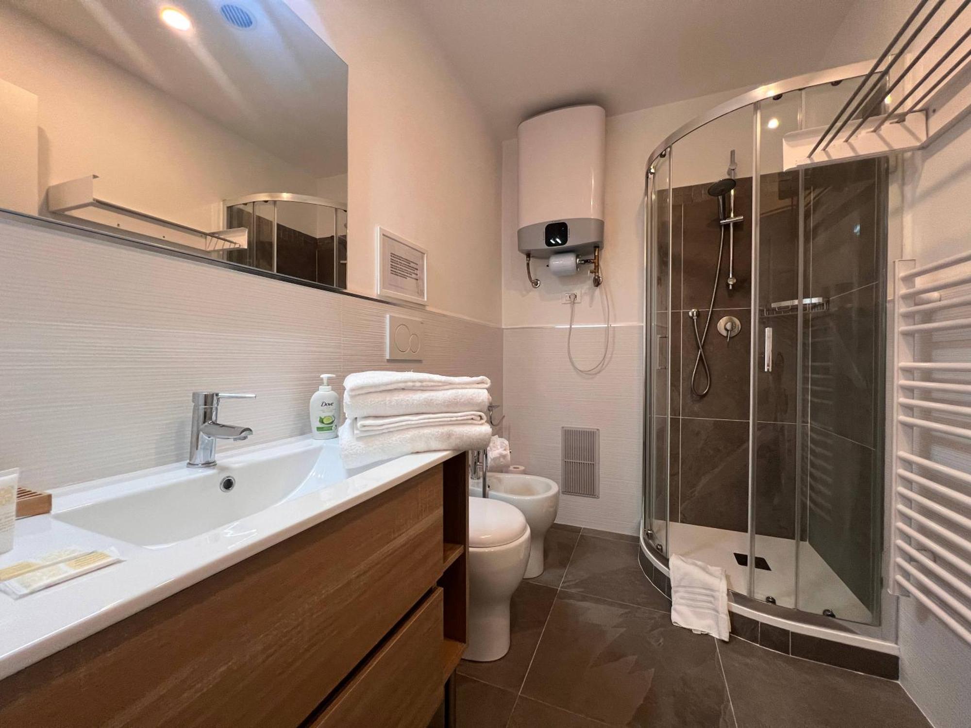Torre Cantore Suite Генуя Экстерьер фото